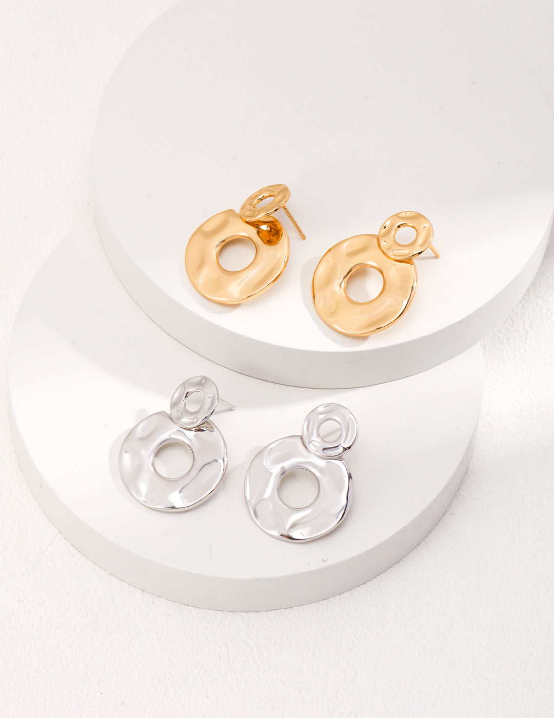 Classic Circular Hoop Earrings - S925 Silver in Vintage Gold and White Gold Options