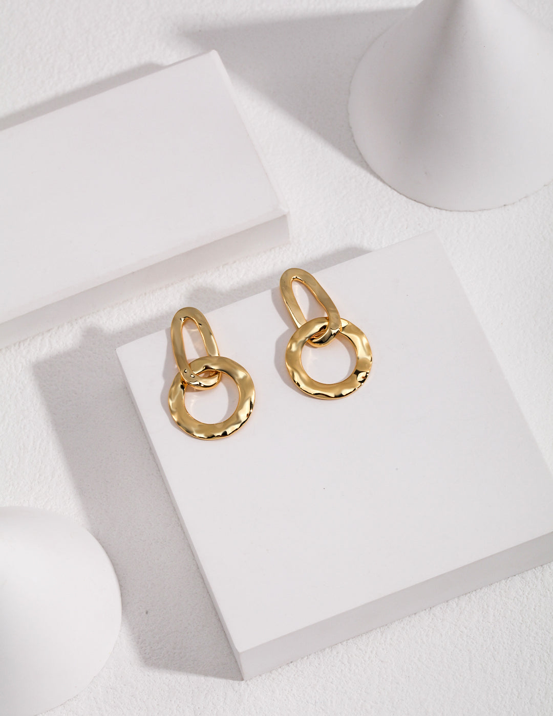 Sleek Dual Circle Sterling Silver Earrings: K Gold Minimalist Style