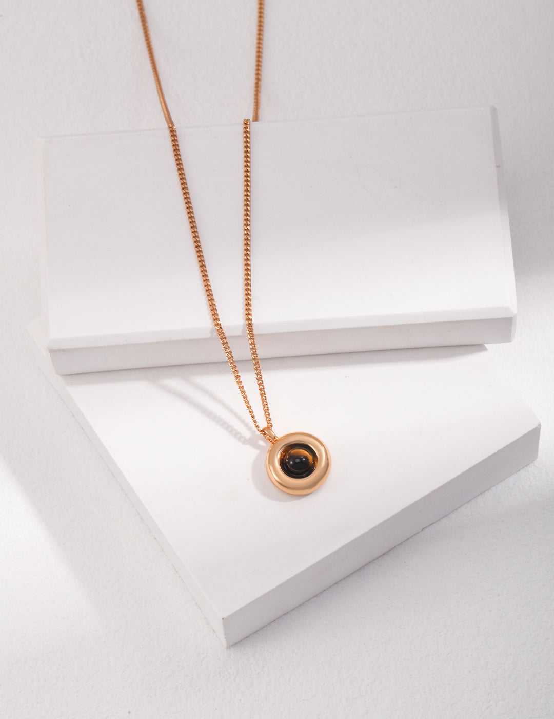 Minimalist Sterling Silver Circle Pendant Necklace: Dual-Tone Elegance